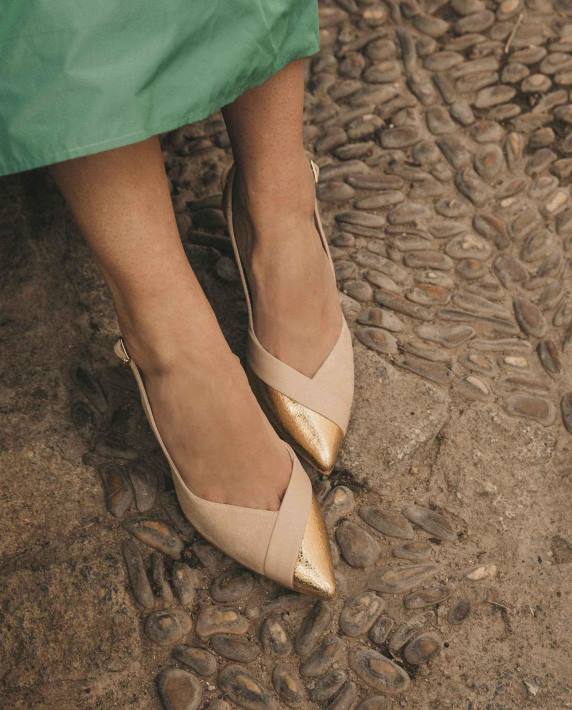 Unisa 02B01324 slingback schoen met spitse neus. vrouwen beige