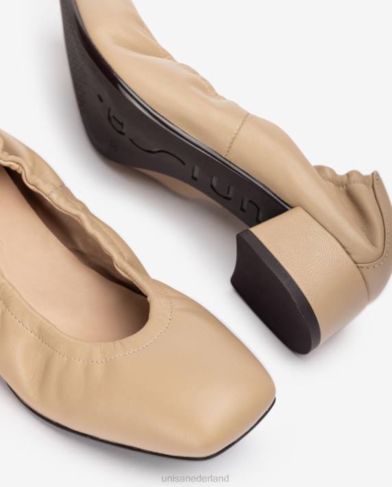 Unisa 02B01296 schoen met gebobbelde rand vrouwen beige
