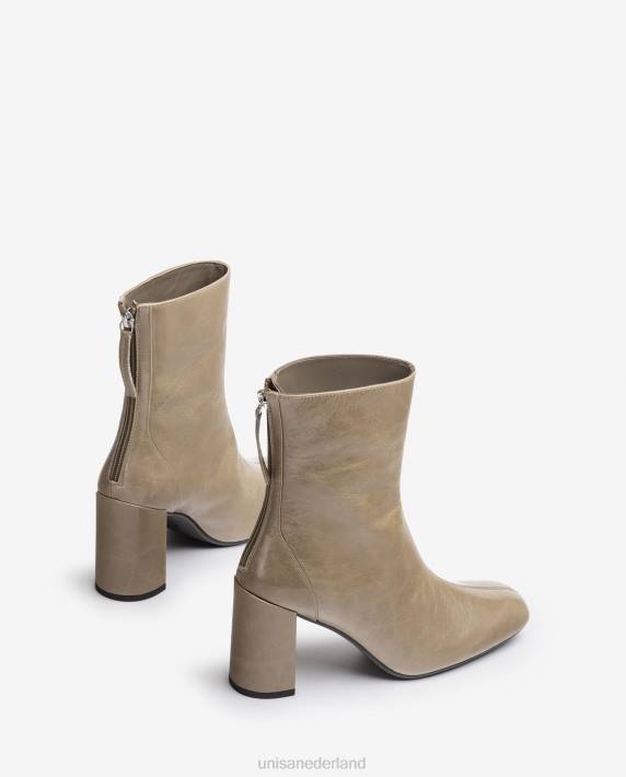 Unisa 02B01017 Enkellaars met vierkante neus en een naad in het midden vrouwen bevallig