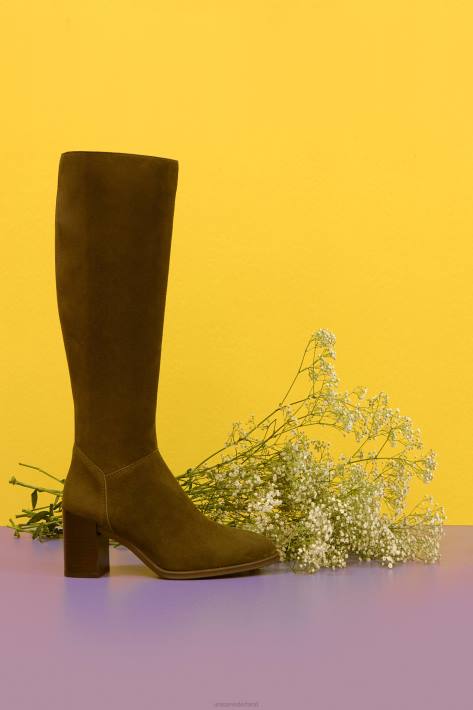 Unisa 02B01056 hoog uitgesneden laars met ritssluiting aan de binnenkant vrouwen mode