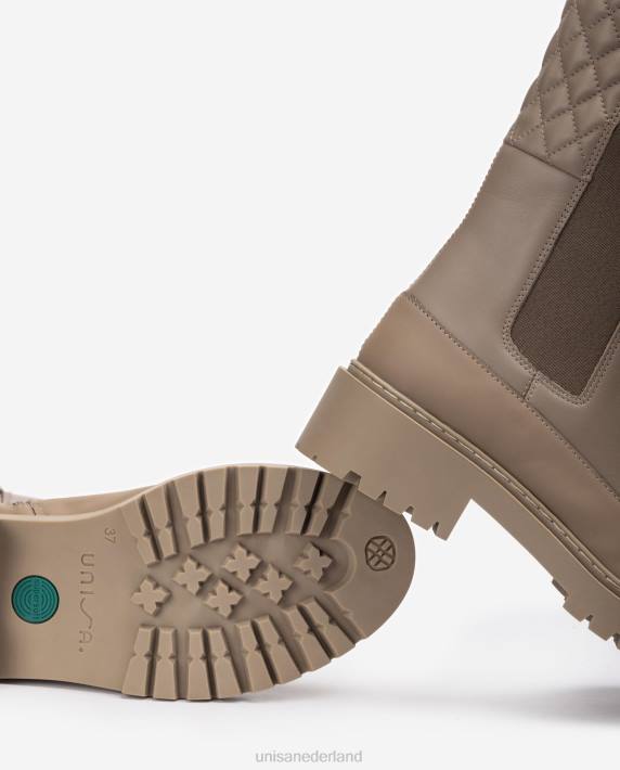 Unisa 02B0917 enkellaarsje met kruisje en een trackzool vrouwen bruin