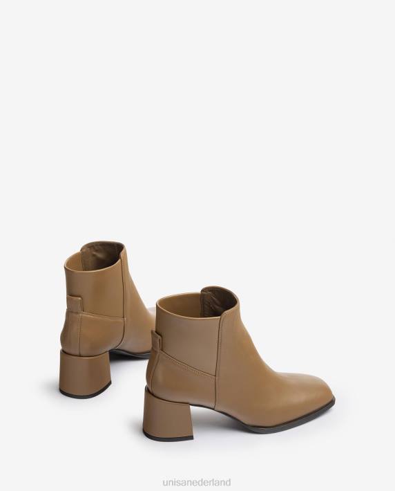Unisa 02B0996 enkellaars met zijvouwen vrouwen bruin