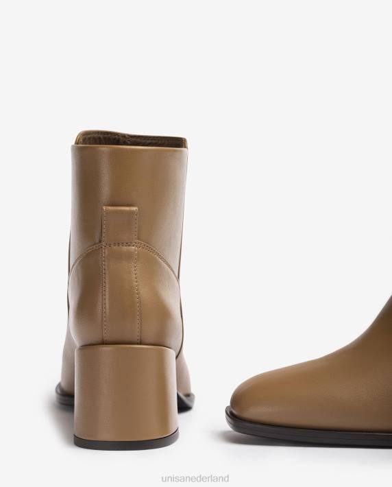 Unisa 02B0996 enkellaars met zijvouwen vrouwen bruin