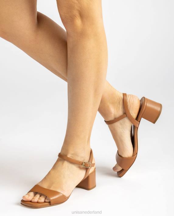 Unisa 02B0433 brede hak sandaal vrouwen bruin