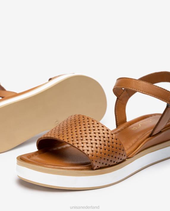 Unisa 02B0139 sandaal met sportieve sleehak vrouwen bruin
