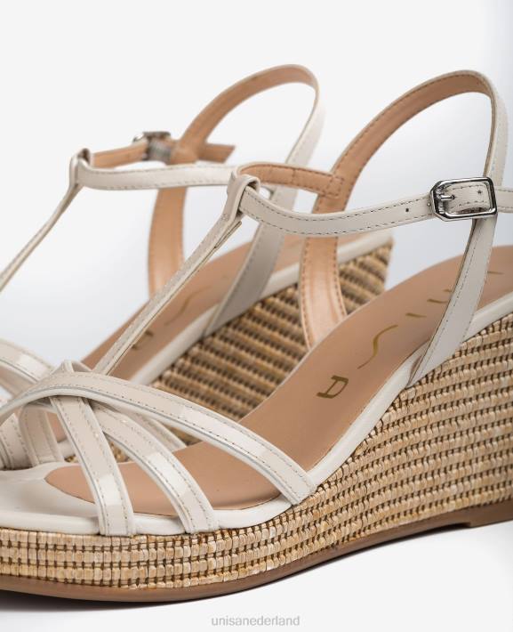 Unisa 02B0440 Sandalen van lakleer met sleehak en bandjes vrouwen mode